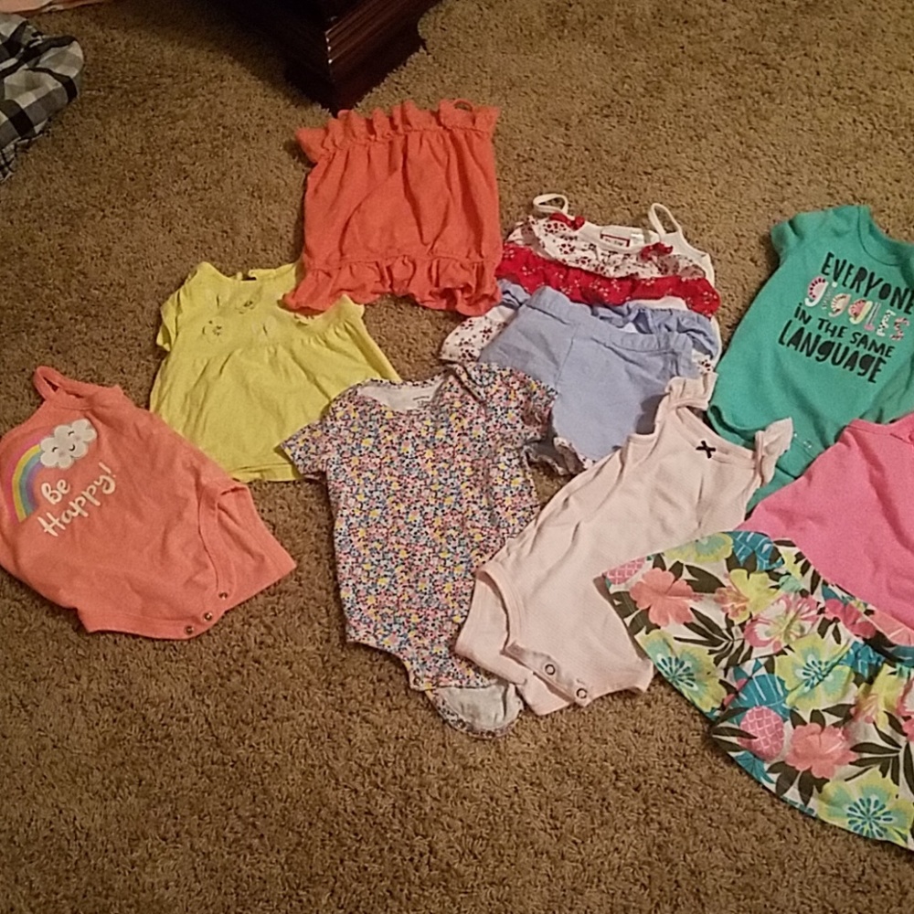 10/$14 Mixed outfits and onsizes